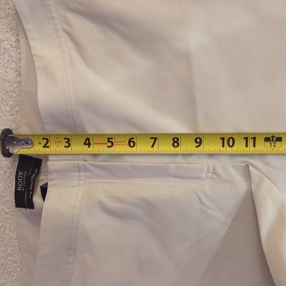 NWOT. Wide leg cropped pants - Picture 11 of 11